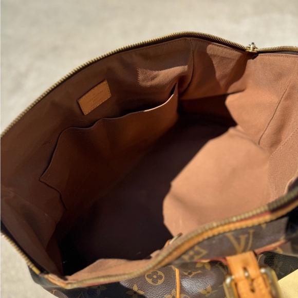 Louis Vuitton Brown Monogram Tivoli - Picture 10 of 14